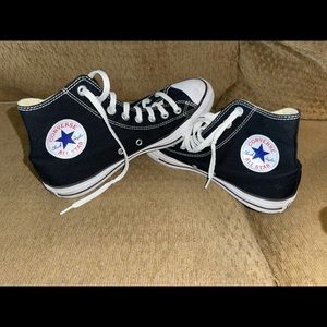 black/white high top converse